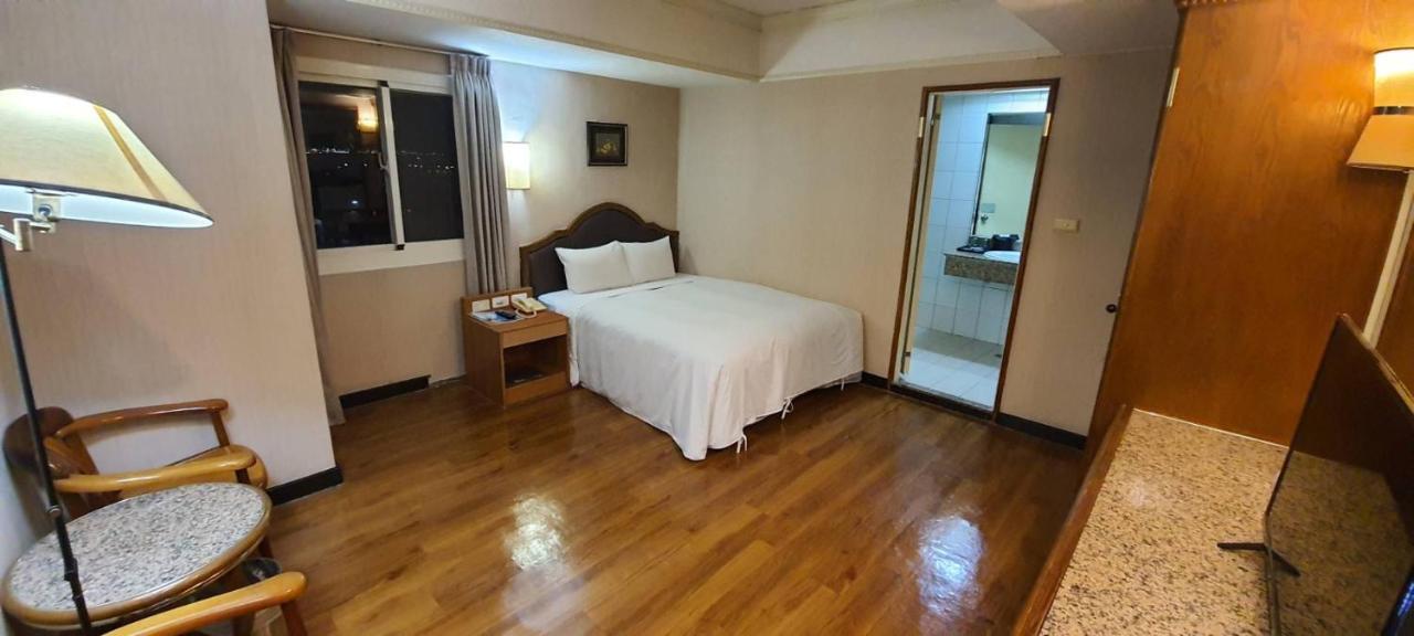 Tapeng Bay Holiday Hotel Tungkang Kültér fotó